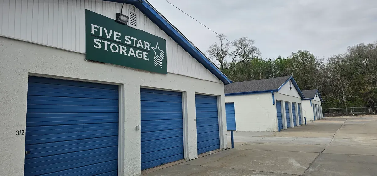 Storage units with roll up doors