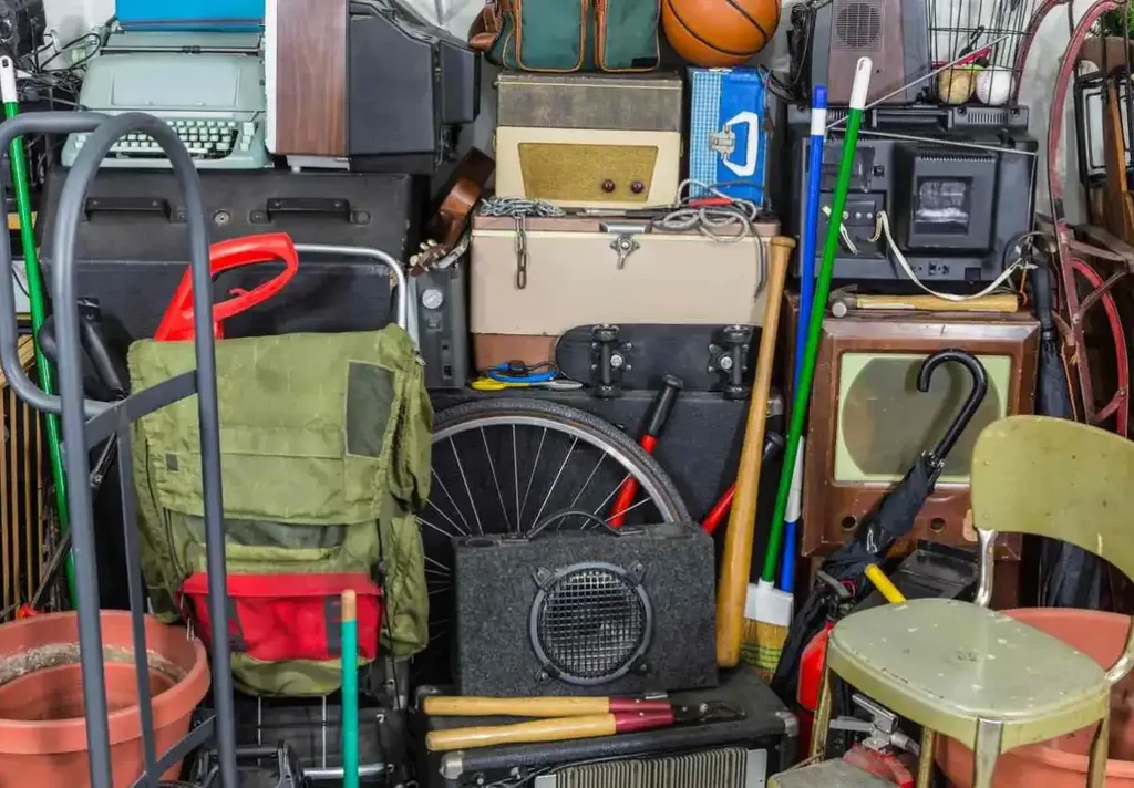 Featured image for How To Keep Clutter From Accumulating in Your Home